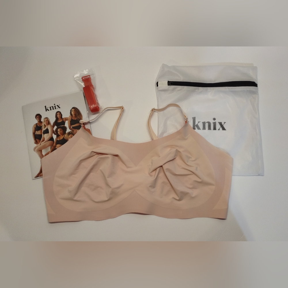 Knix Evolution Bra Reversible Adjustable Converti… - image 1